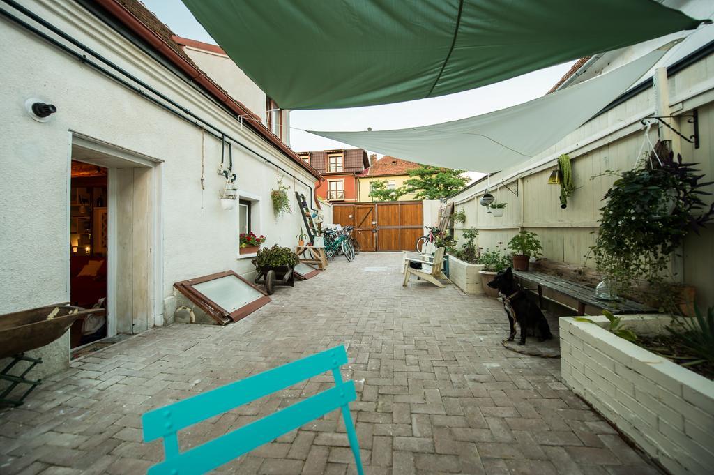 Bike House - 250-Year-Old Restored House In A Quiet Area Braşov Buitenkant foto